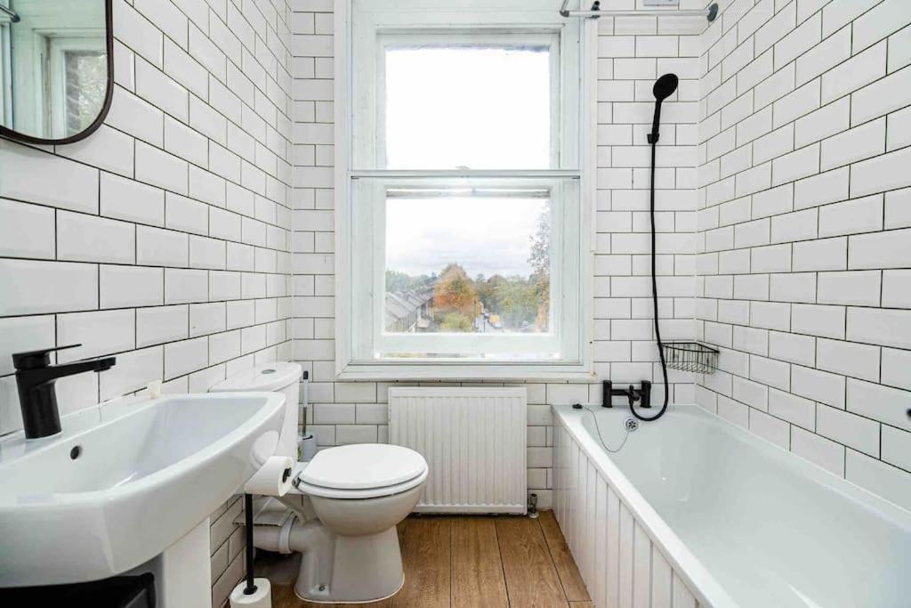 Cosy 2 Bed Flat In East Apartament *